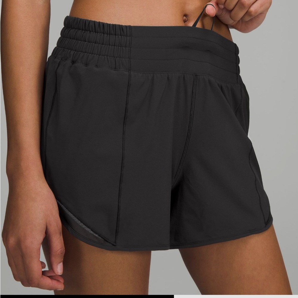 Lululemon hotty hot 4” black shorts sz 12